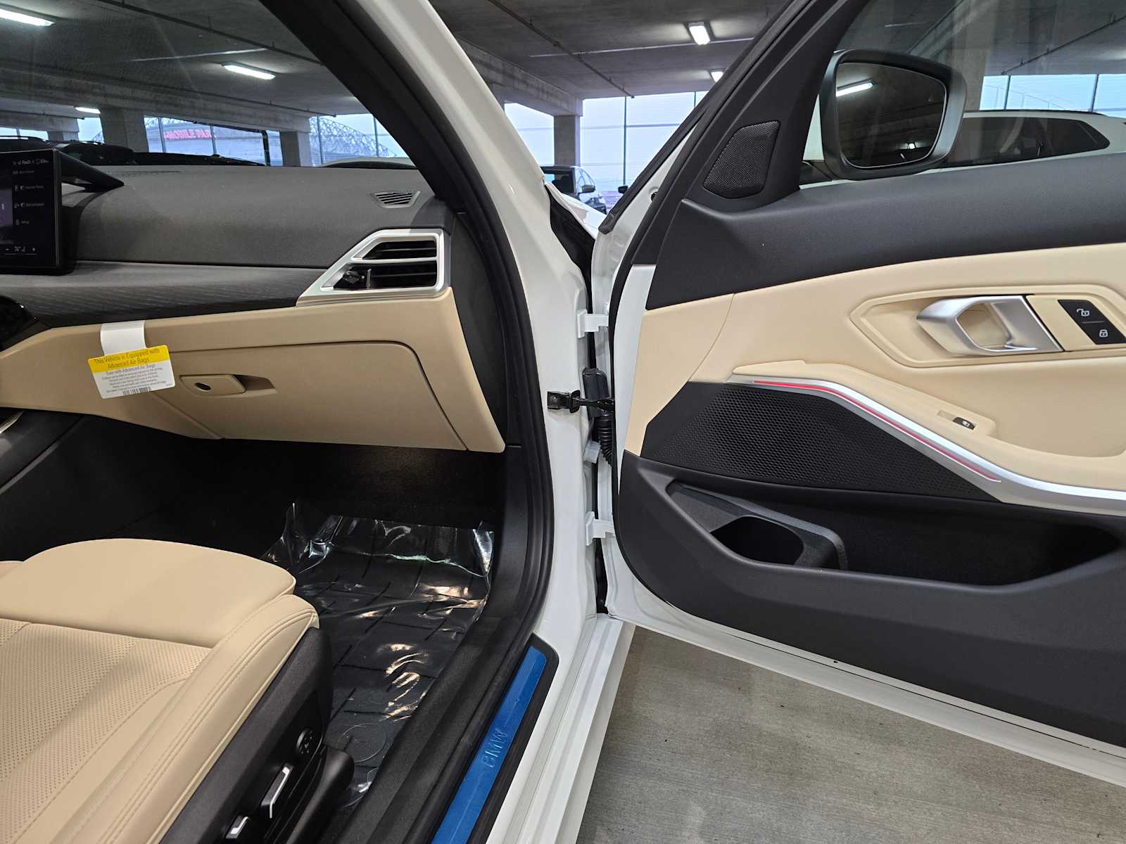 Thumbnail: 2026 BMW 3 Series - 32