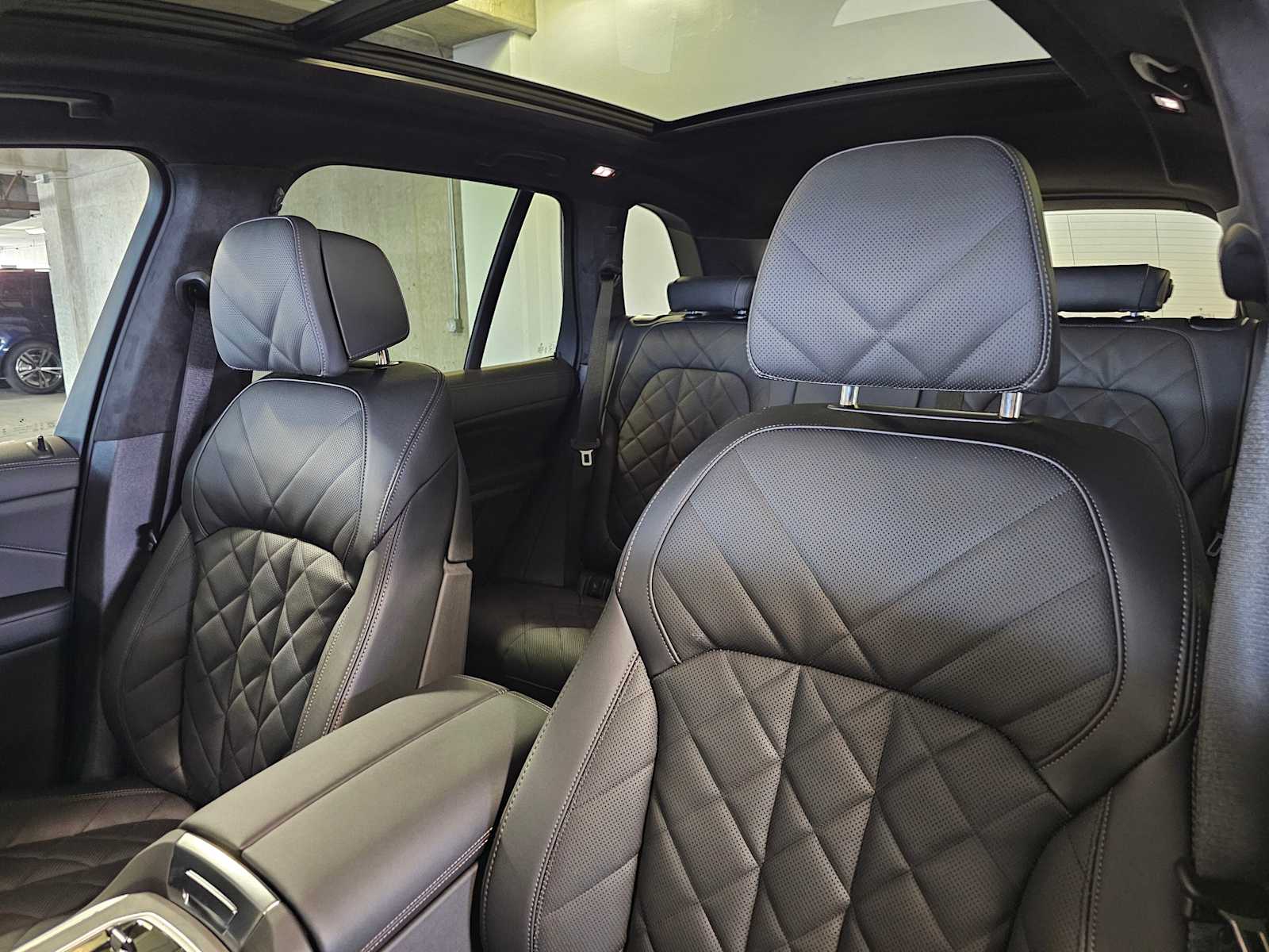 Thumbnail: 2026 BMW X5 - 34