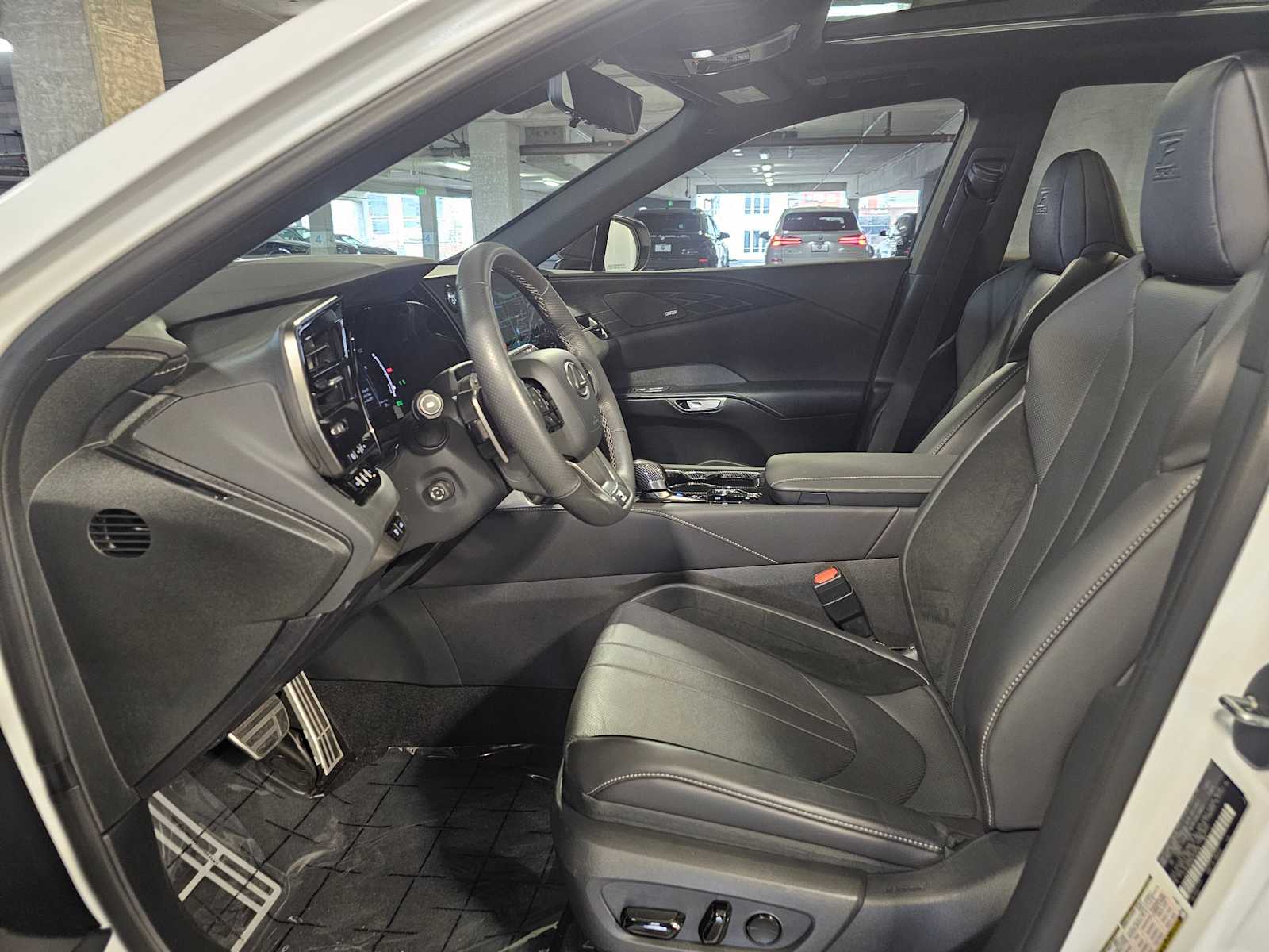 Thumbnail: 2024 Lexus RX - 29