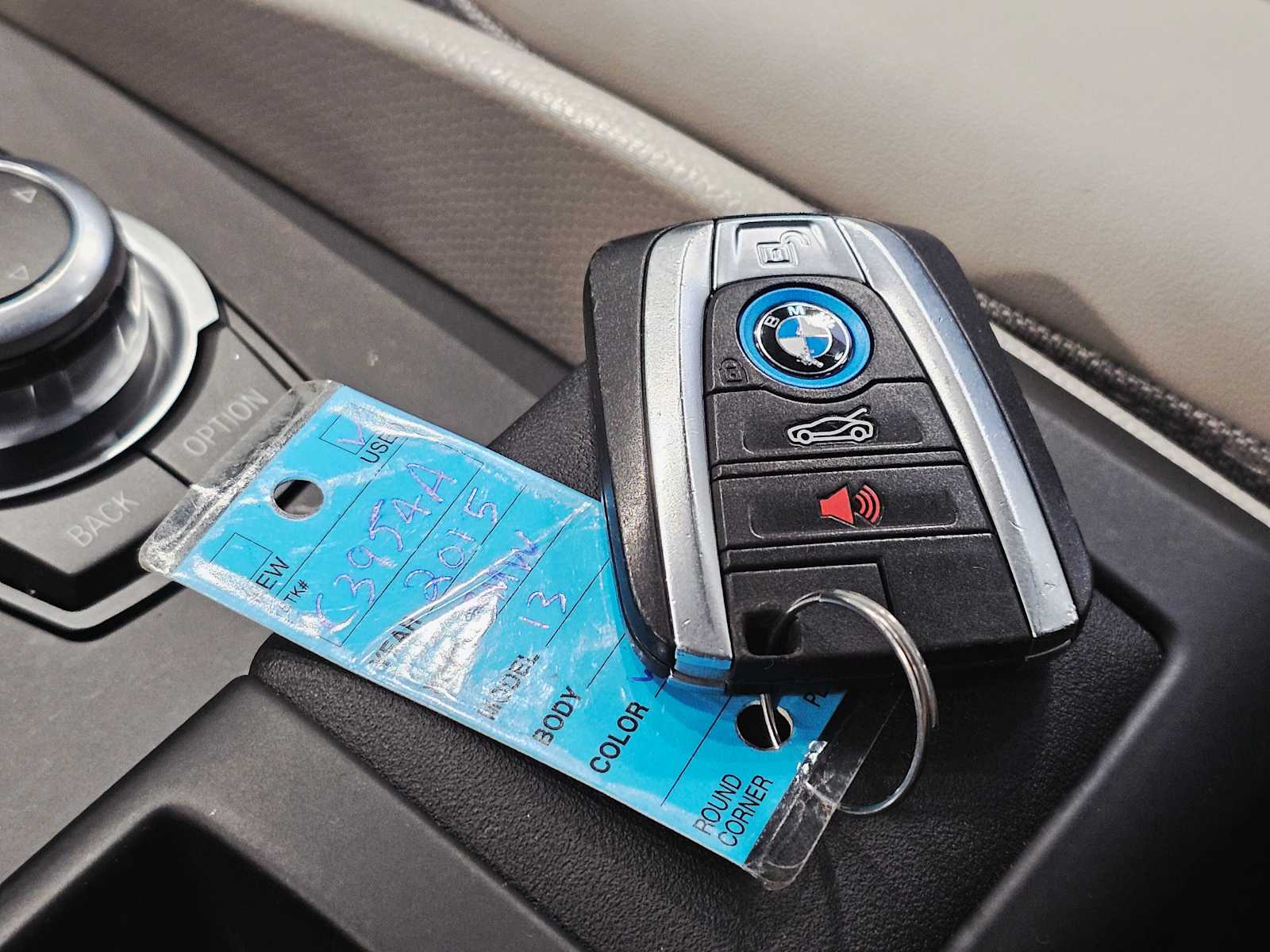 Thumbnail: 2015 BMW i3 - 30