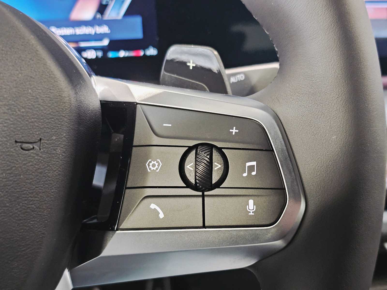 Thumbnail: 2025 BMW 2 Series - 12