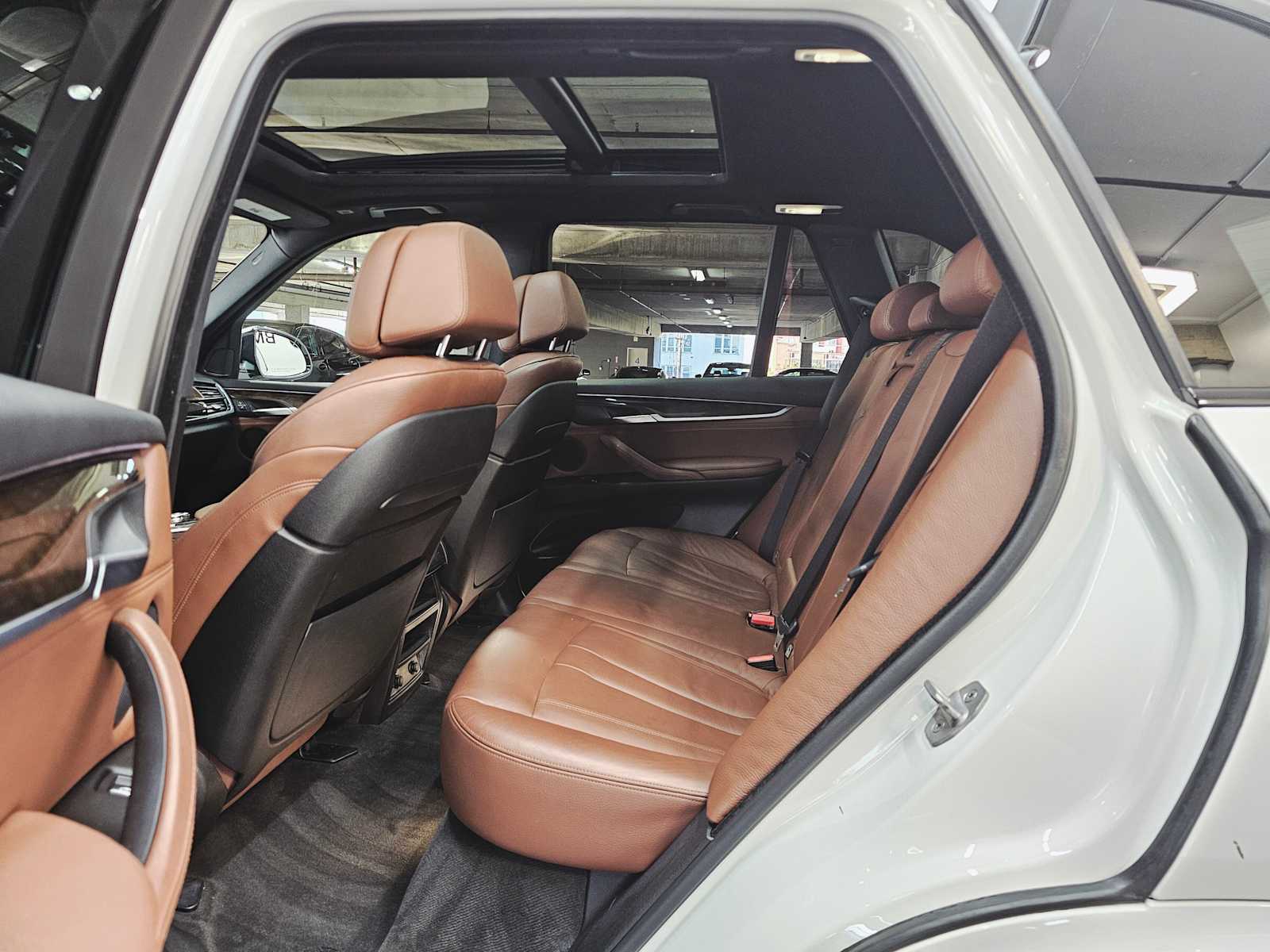 Thumbnail: 2014 BMW X5 - 25
