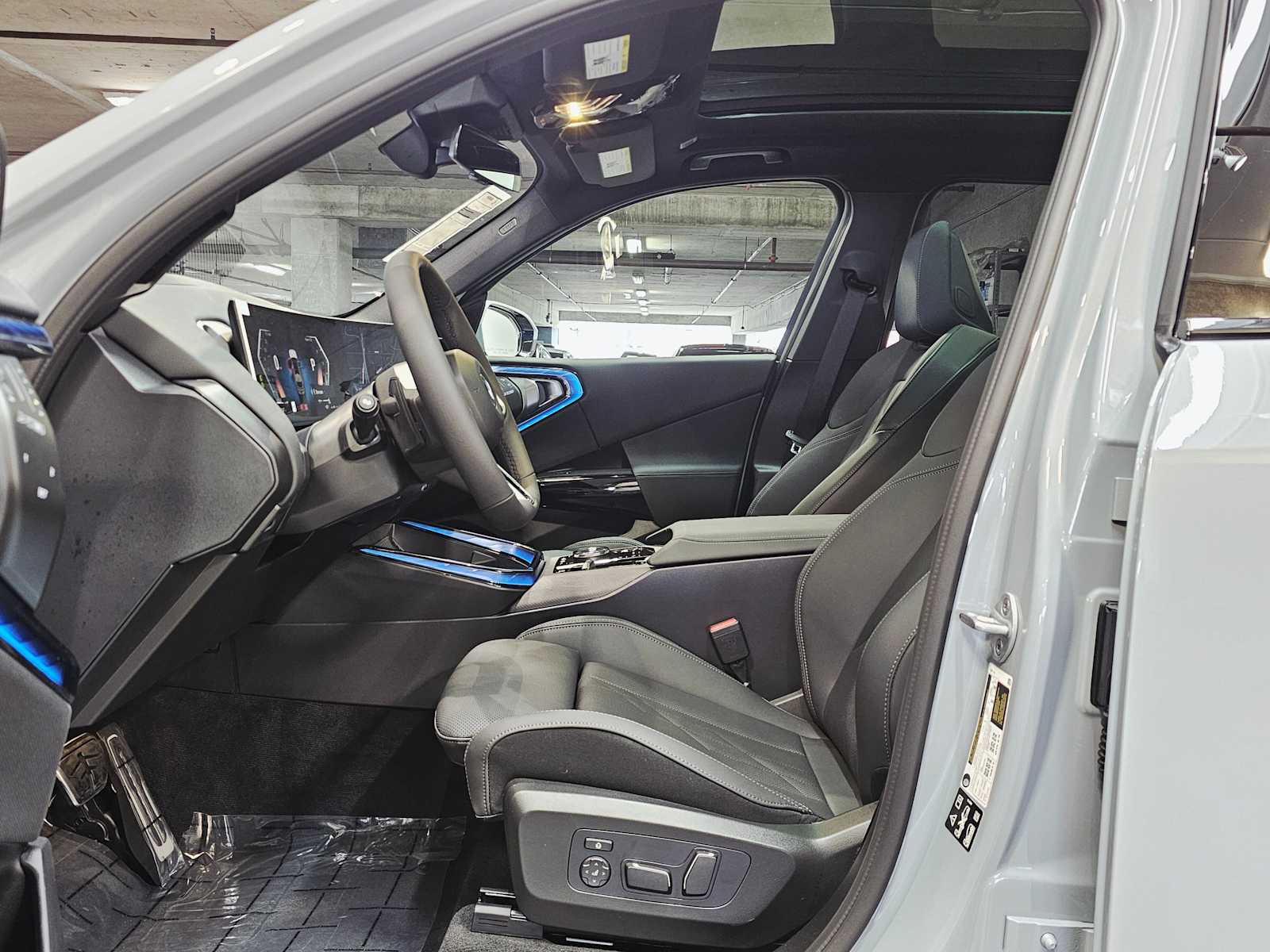 Thumbnail: 2026 BMW X3 - 23