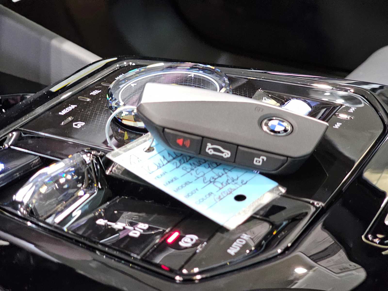 Thumbnail: 2026 BMW i5 - 30