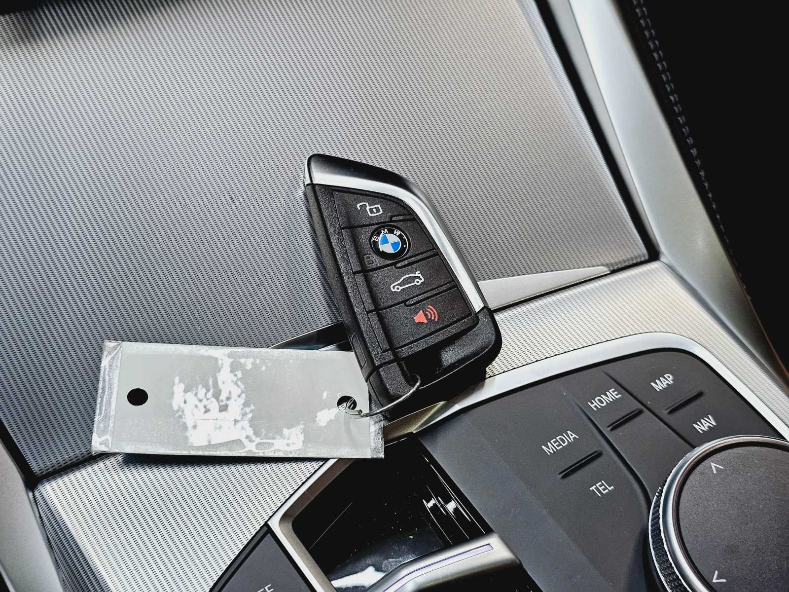 Thumbnail: 2024 BMW 4 Series - 39