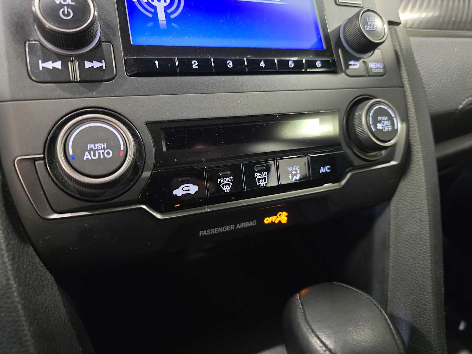 Thumbnail: 2019 Honda Civic - 15