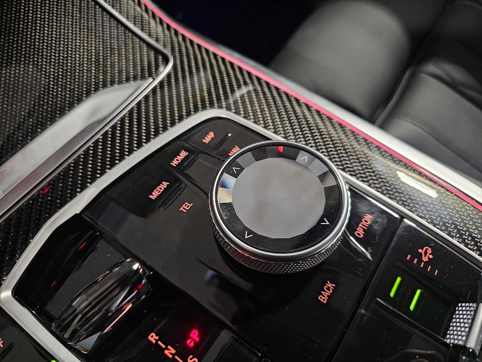 Thumbnail: 2026 BMW X7 - 25