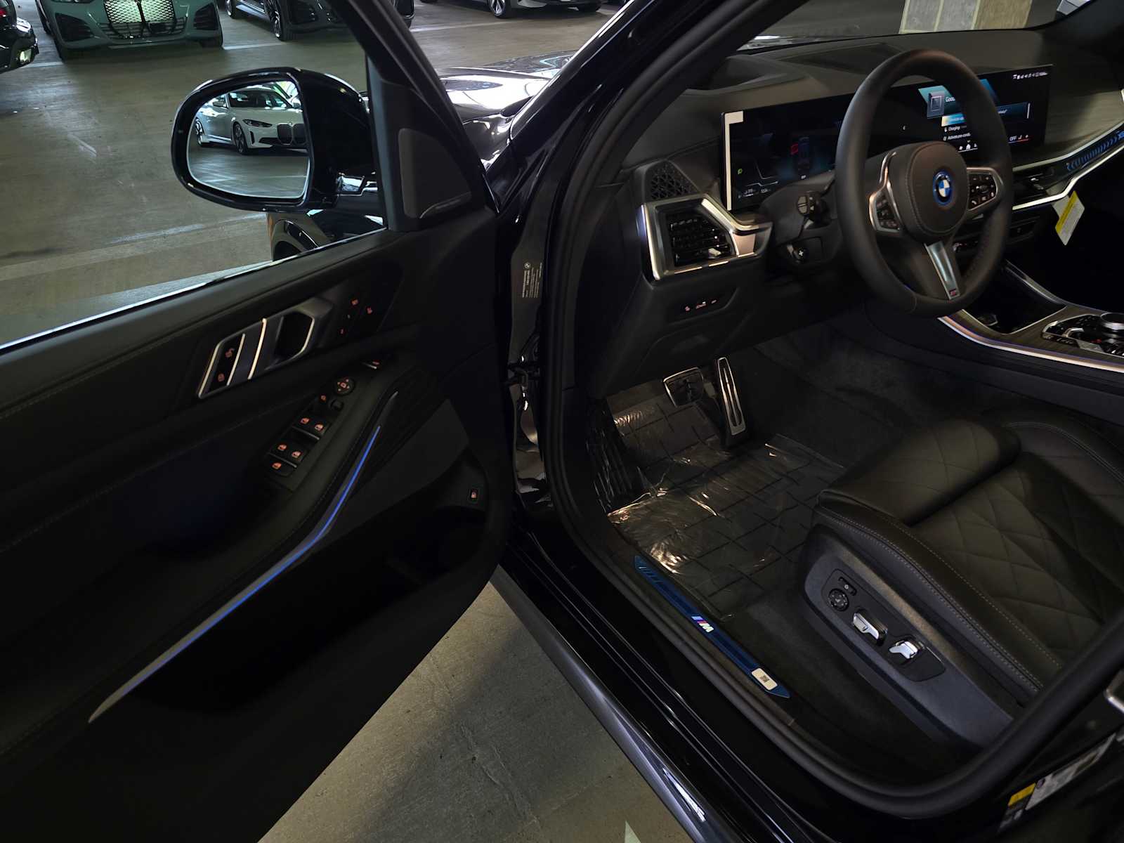 Thumbnail: 2026 BMW X5 - 26