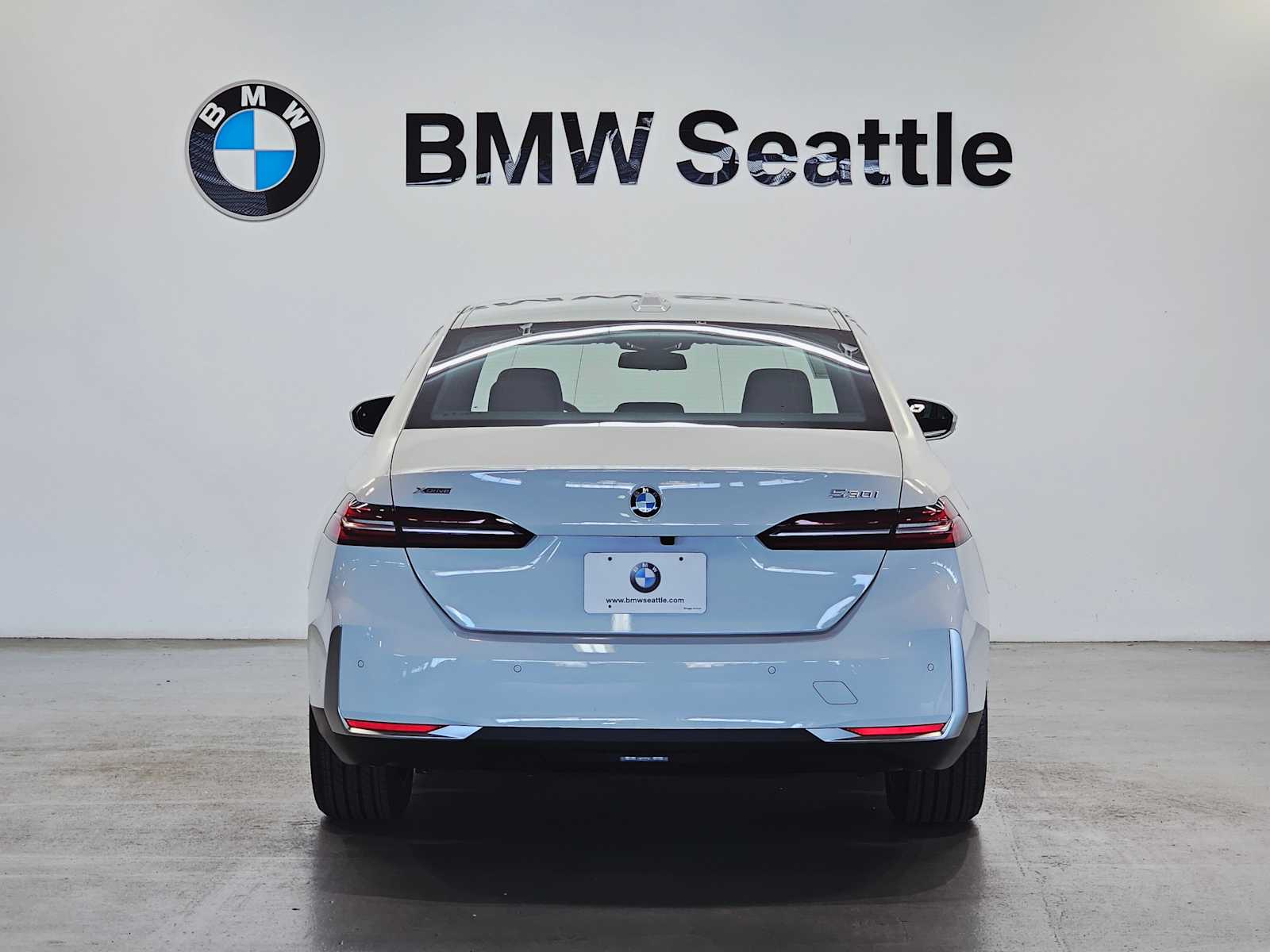 Thumbnail: 2026 BMW 5 Series - 5