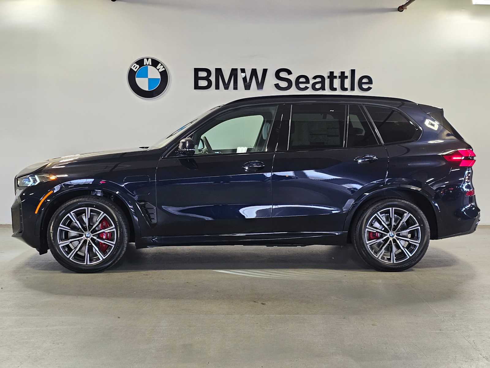 Thumbnail: 2026 BMW X5 - 3