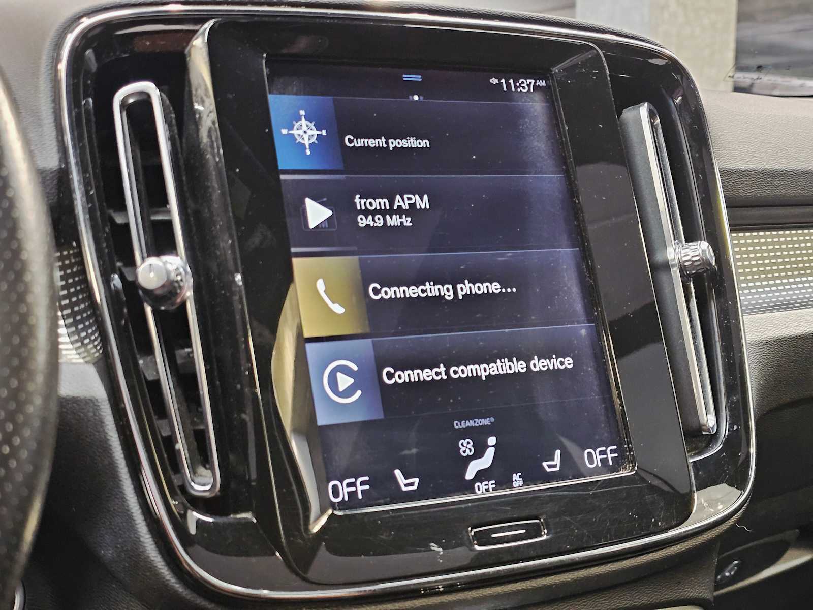 Thumbnail: 2020 Volvo XC40 - 14