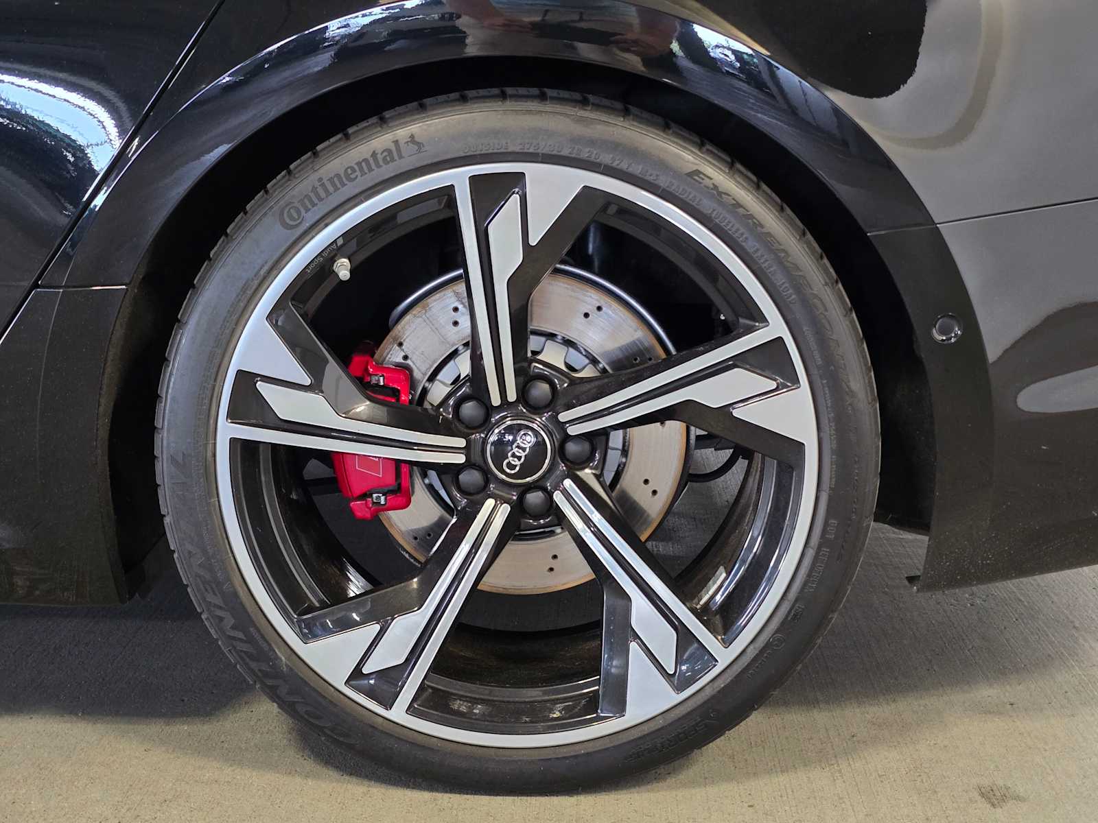 Thumbnail: 2019 Audi RS 5 - 8
