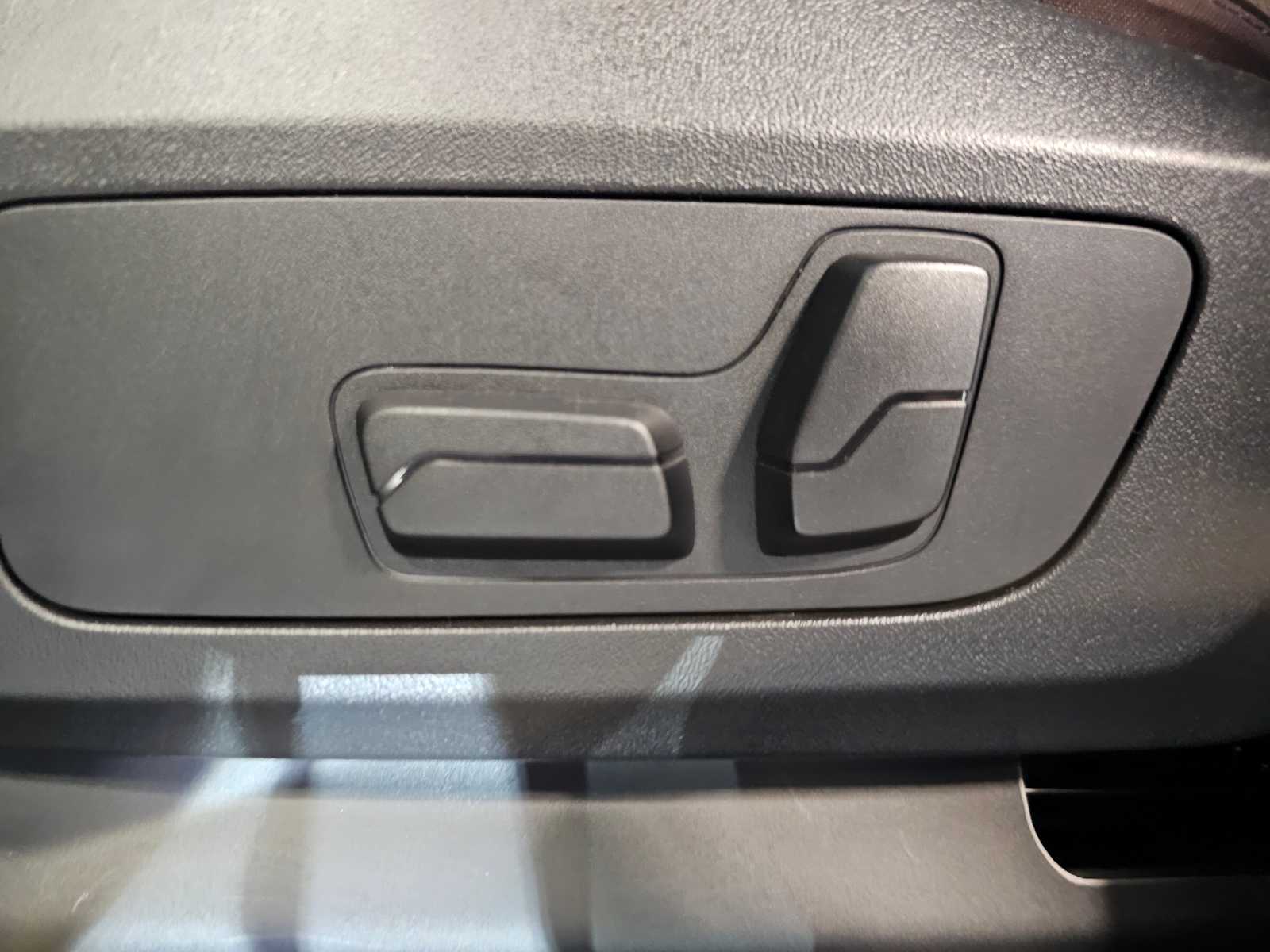 Thumbnail: 2025 BMW X1 - 30