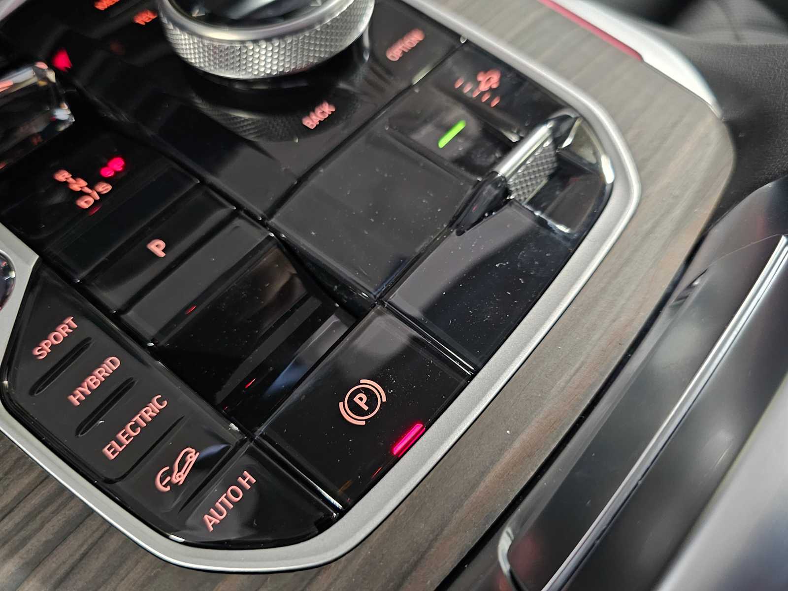 Thumbnail: 2026 BMW X5 - 21