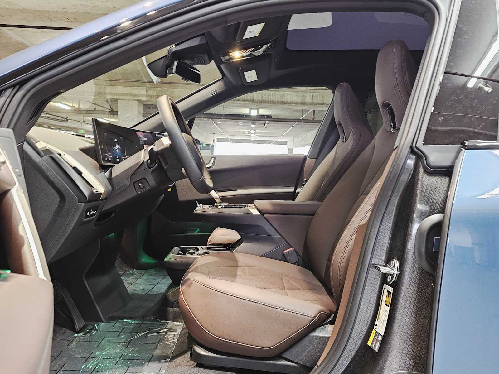 Thumbnail: 2026 BMW iX - 23