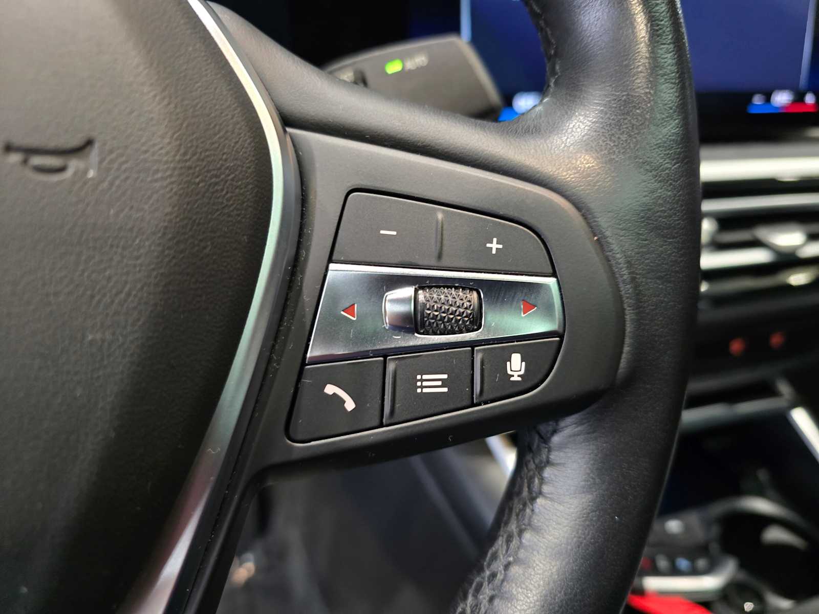 Thumbnail: 2023 BMW i4 - 17