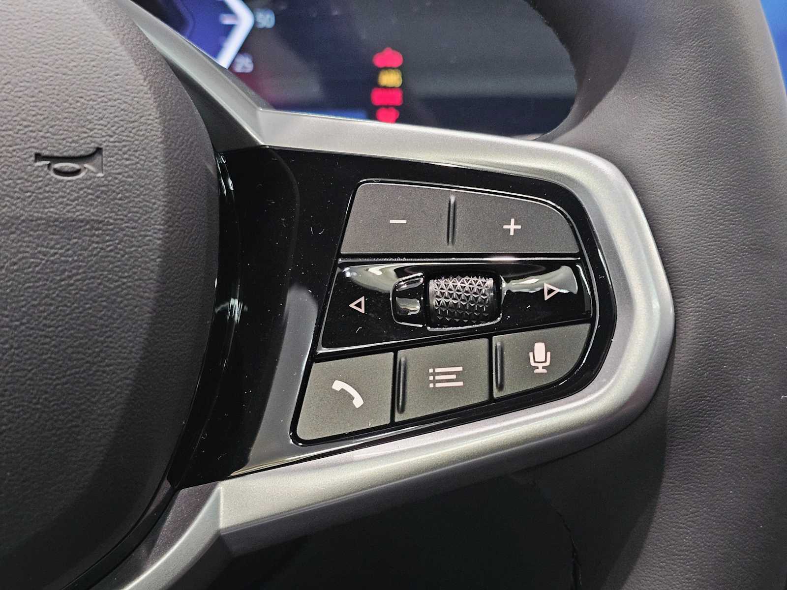 Thumbnail: 2025 BMW i4 - 12