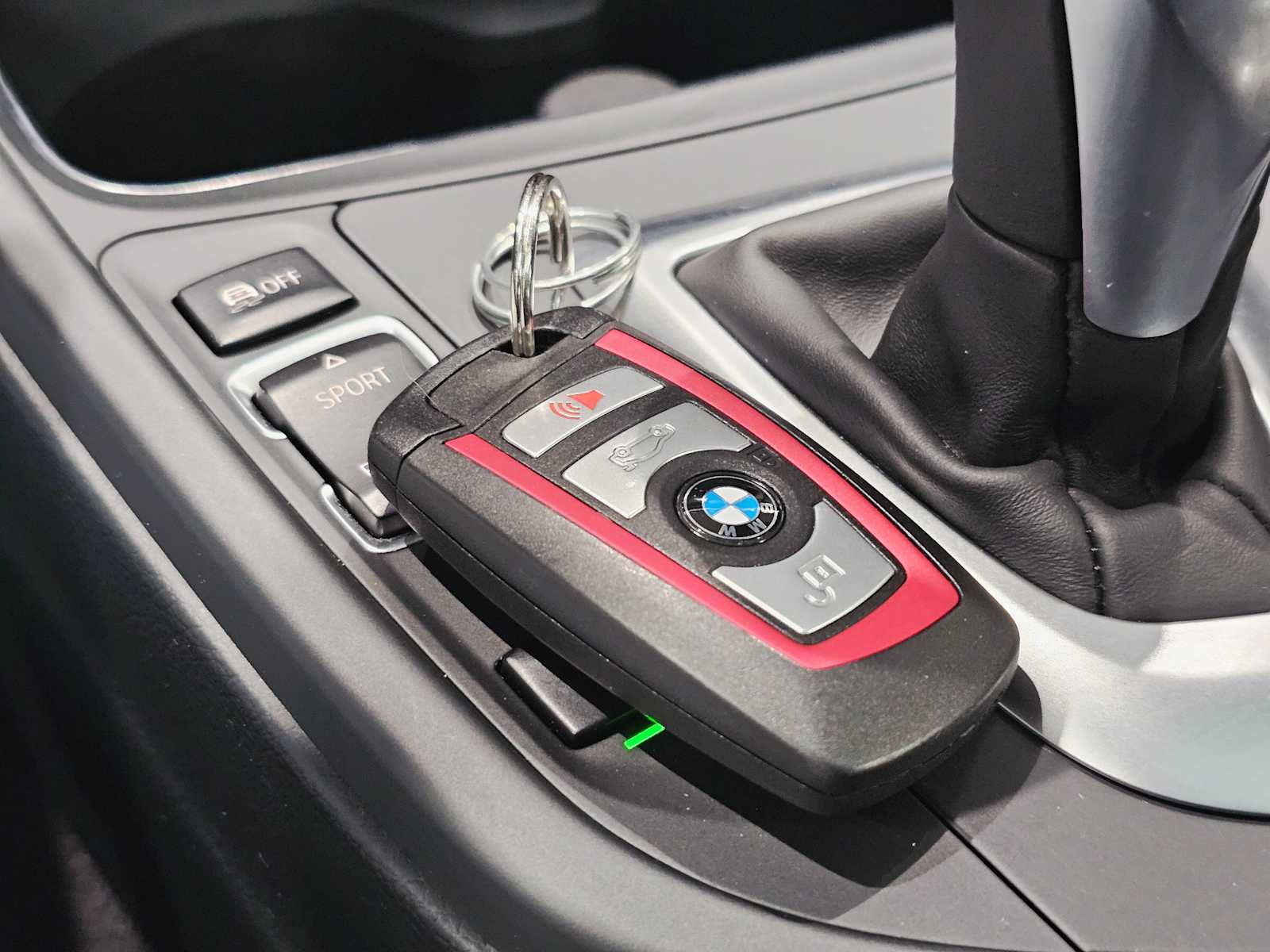 Thumbnail: 2017 BMW 3 Series - 30