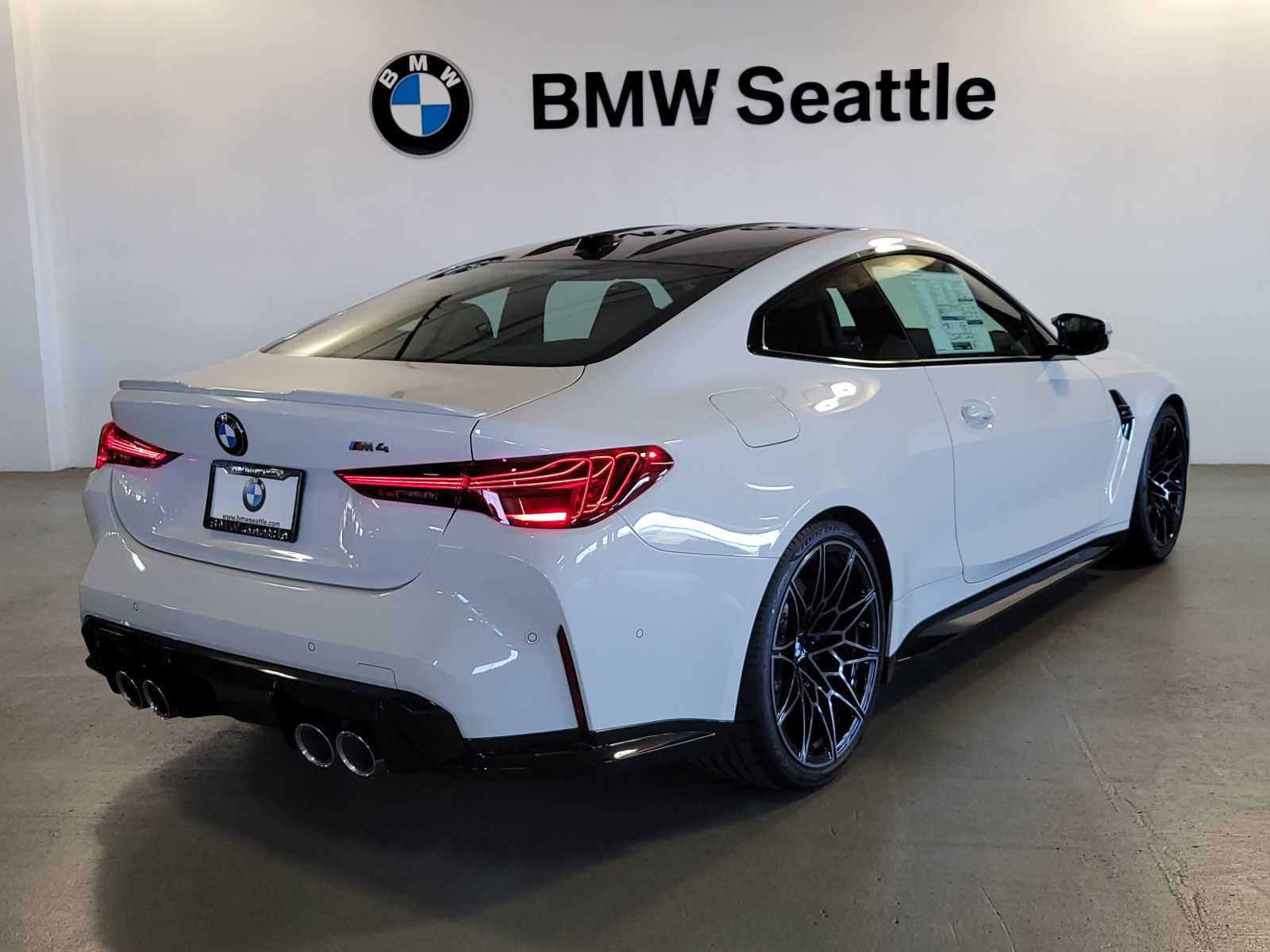 Thumbnail: 2025 BMW M4 - 5