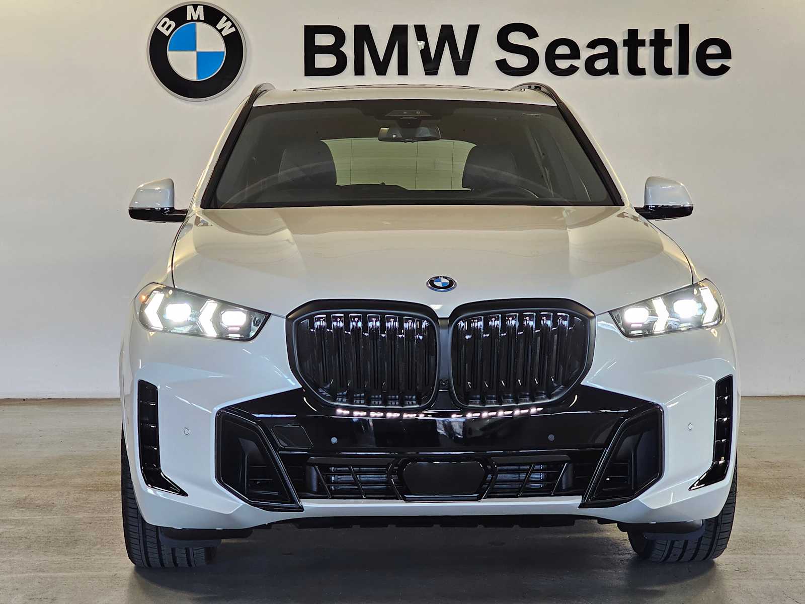 Thumbnail: 2026 BMW X5 - 6