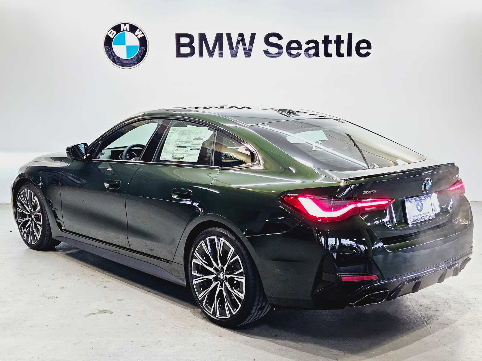 Thumbnail: 2024 BMW 4 Series - 3