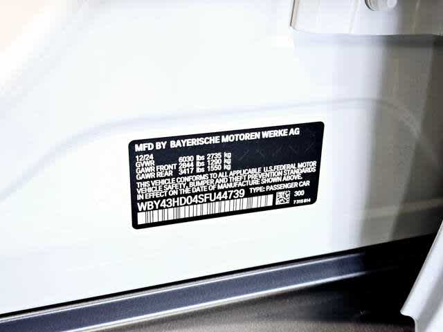 Thumbnail: 2025 BMW i4 - 29