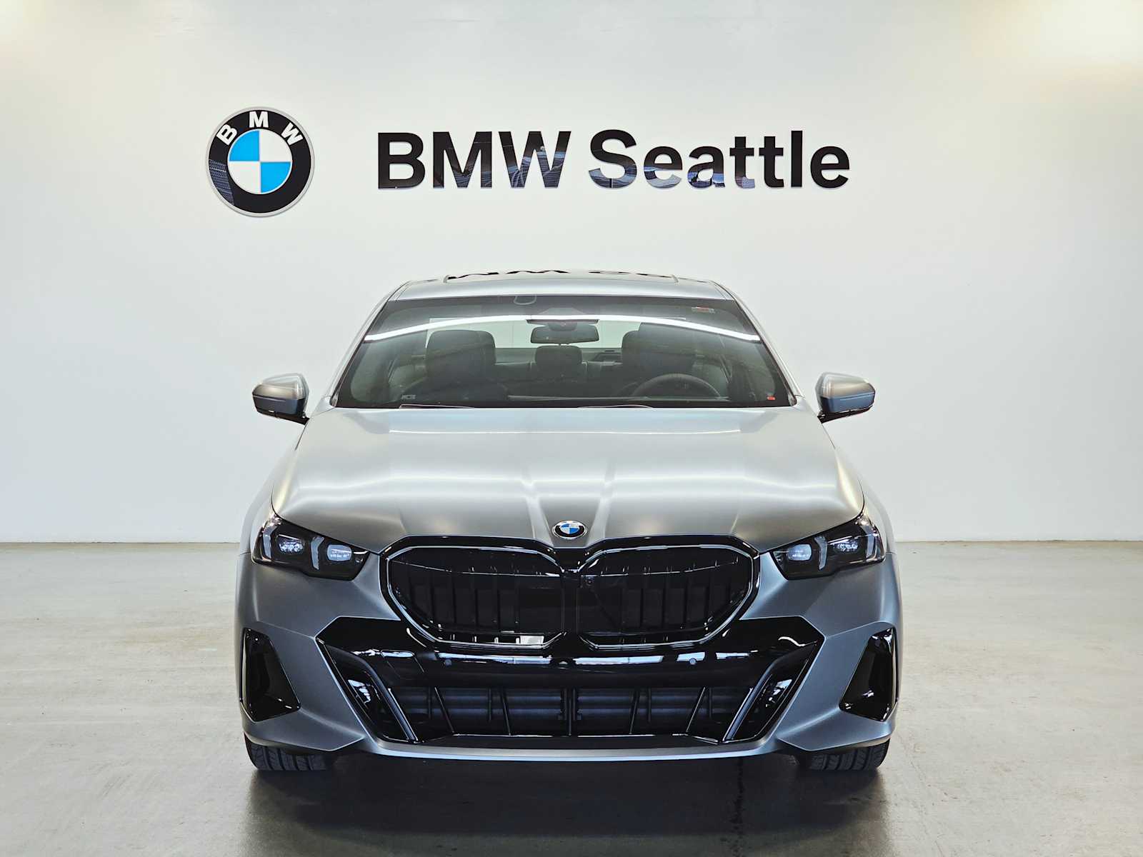 Thumbnail: 2026 BMW 5 Series - 6