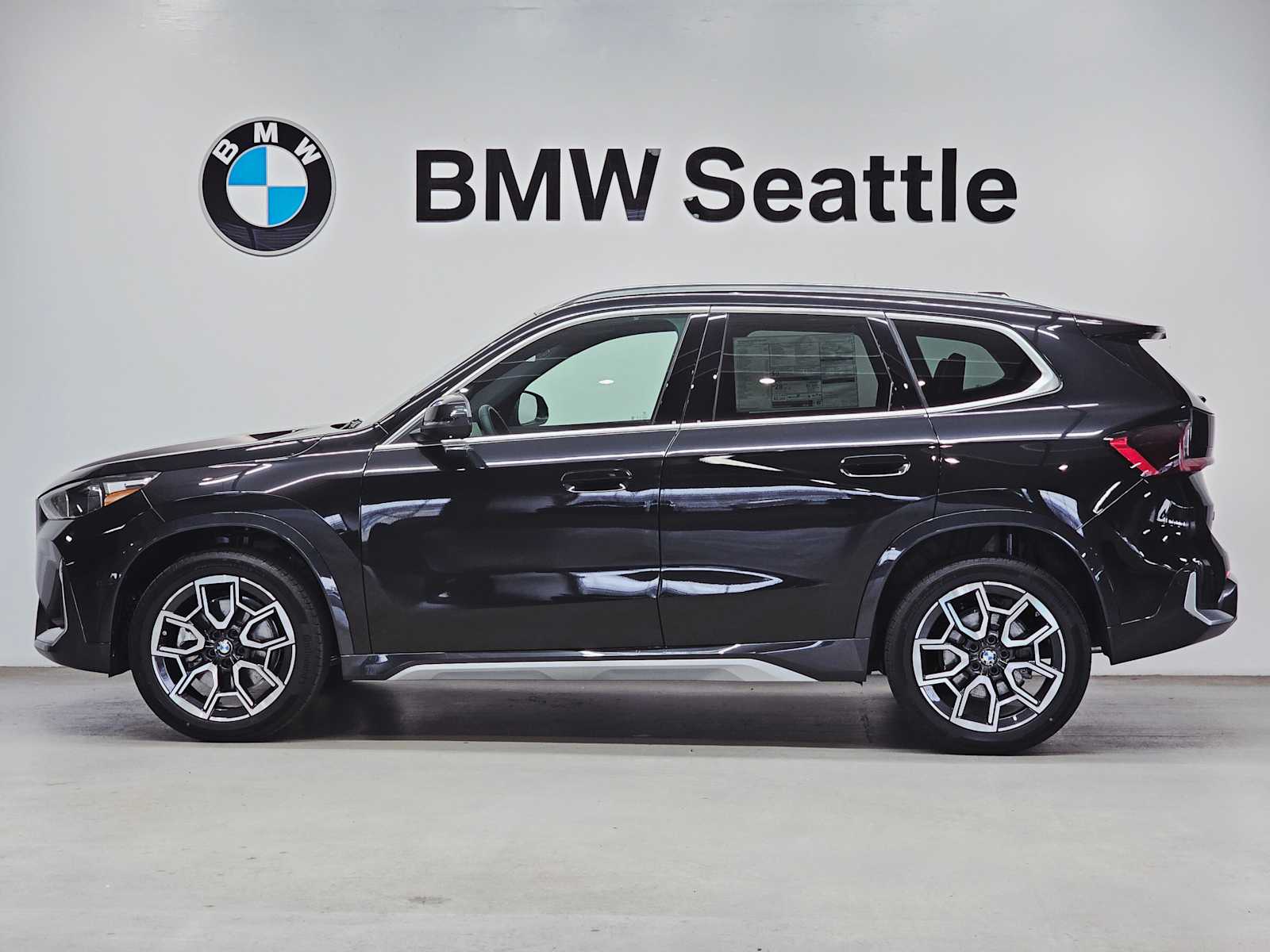 Thumbnail: 2026 BMW X1 - 3