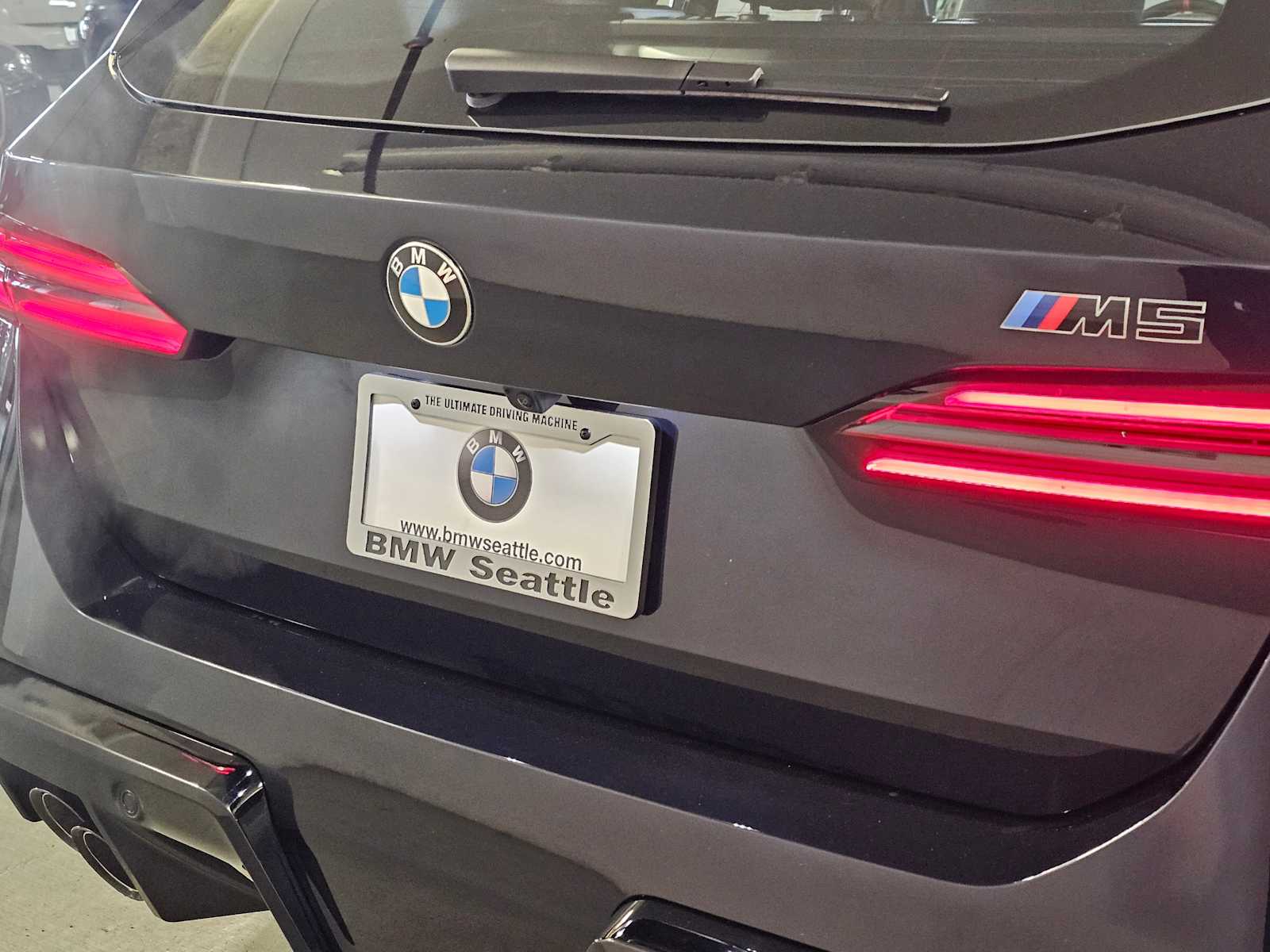 Thumbnail: 2027 BMW M5 - 7
