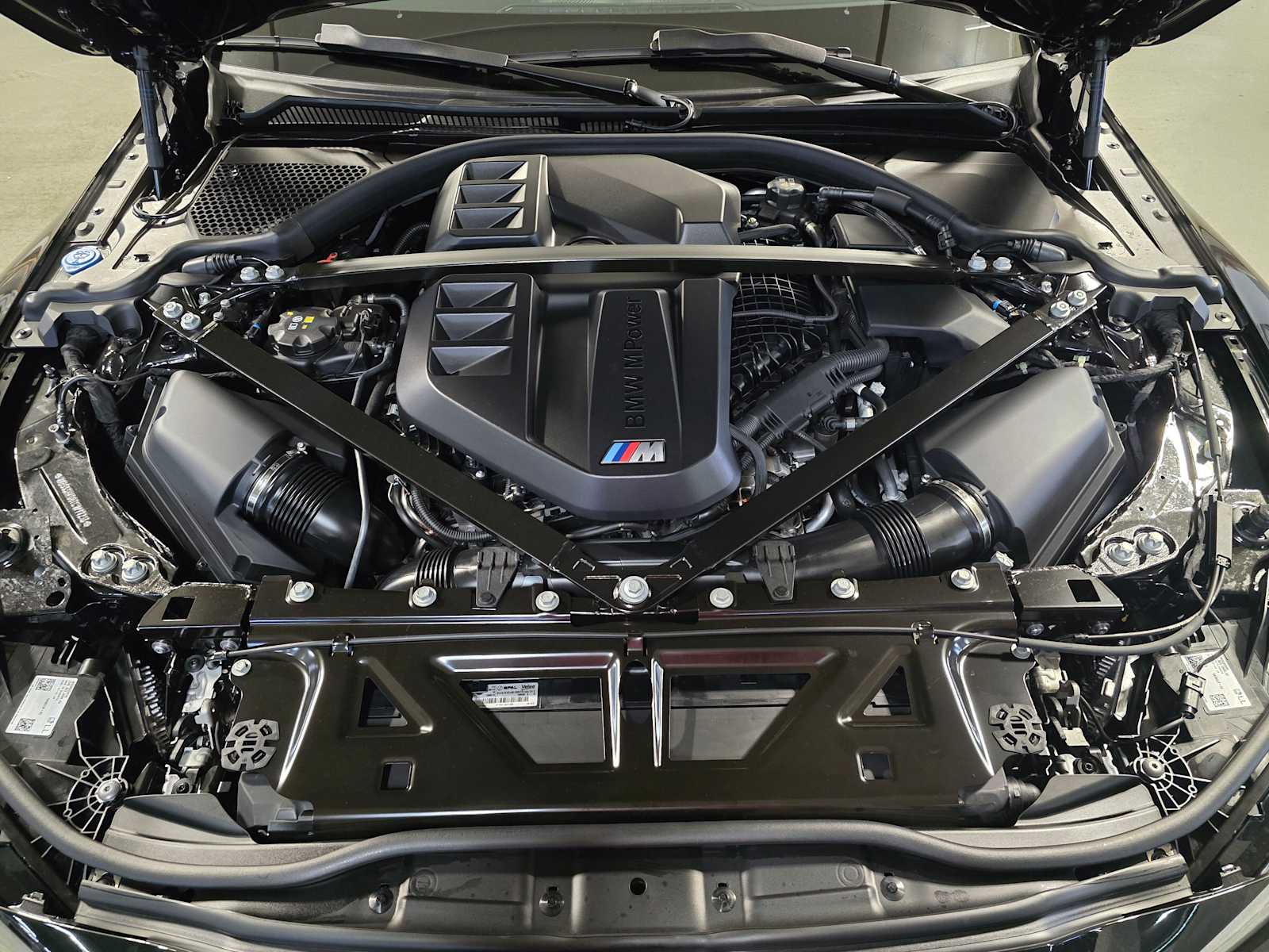 Thumbnail: 2026 BMW M4 - 8