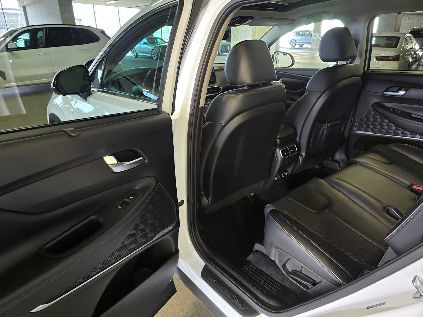 Thumbnail: 2022 Hyundai Santa Fe - 28