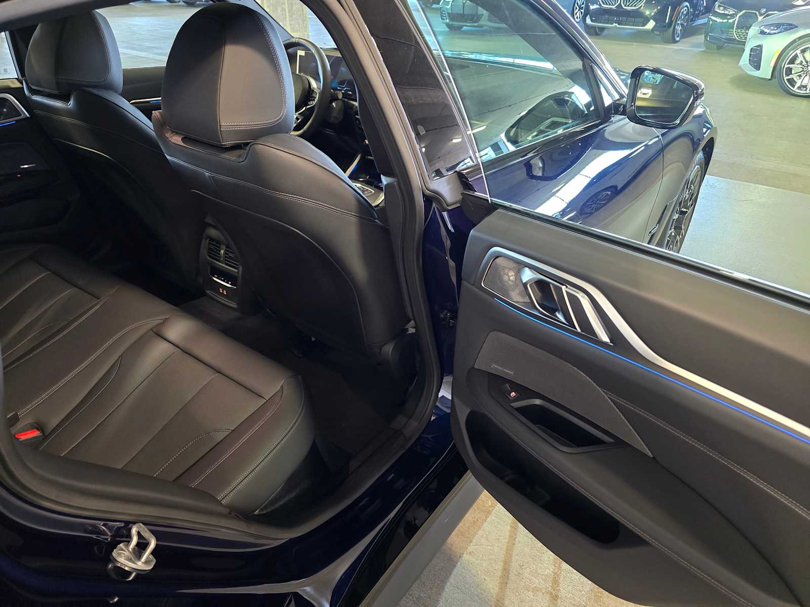 Thumbnail: 2026 BMW i4 - 31