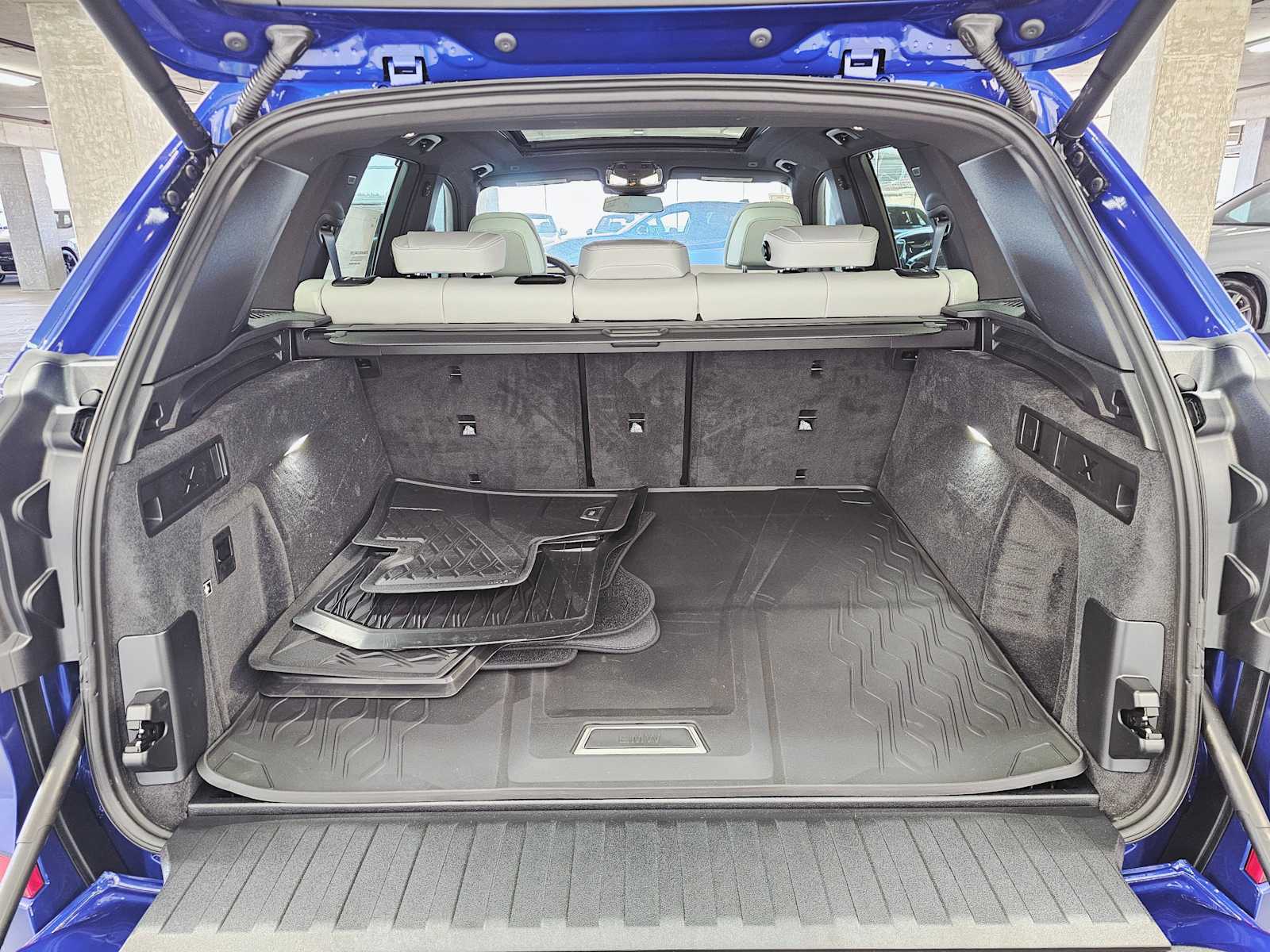 Thumbnail: 2026 BMW X5 - 28