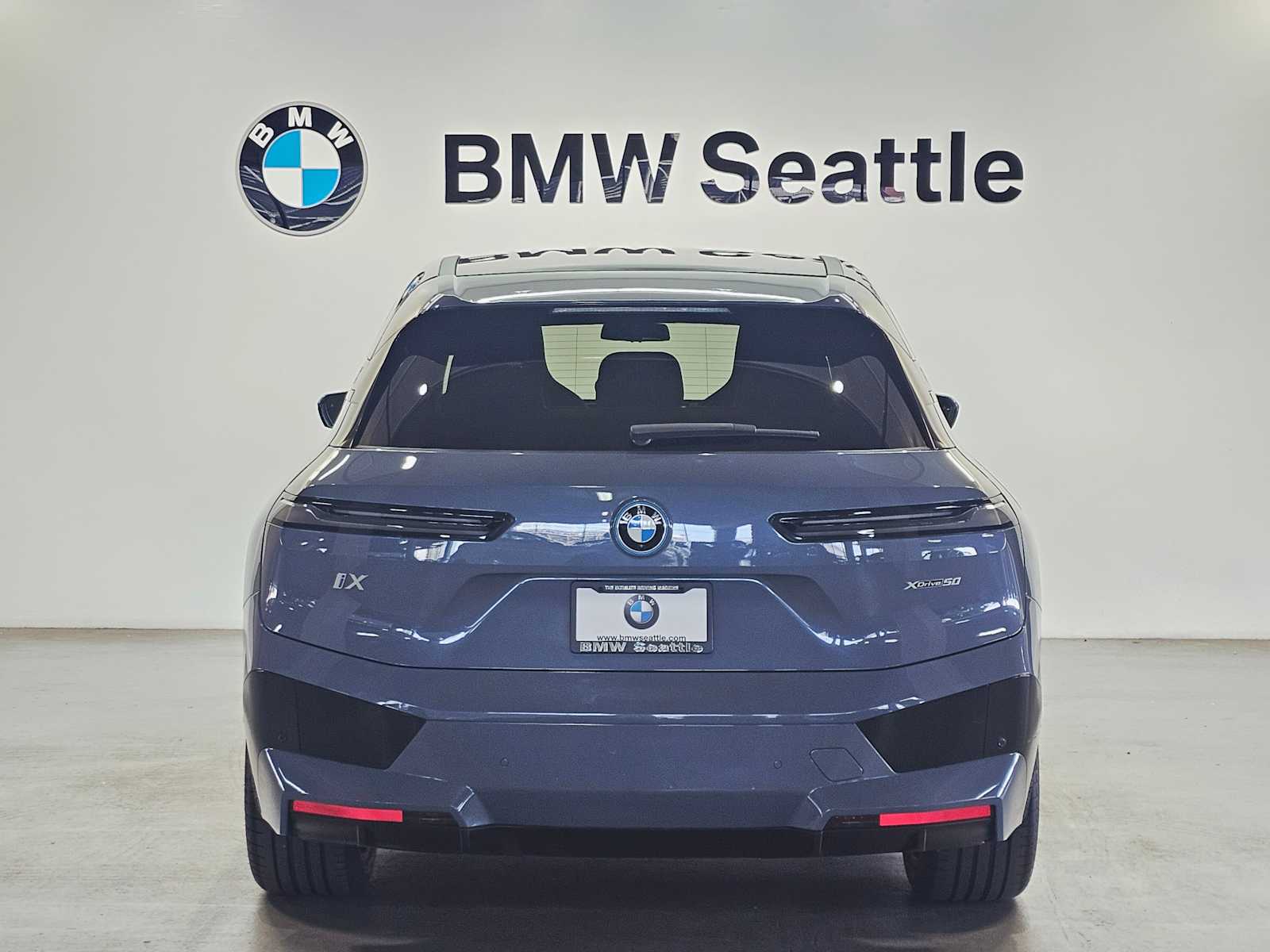 Thumbnail: 2023 BMW iX - 5