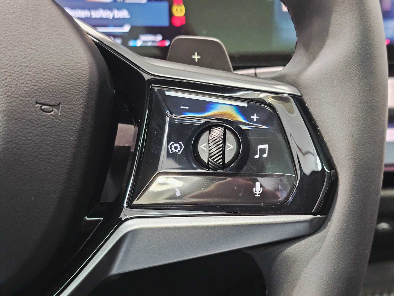 Thumbnail: 2026 BMW X3 - 12