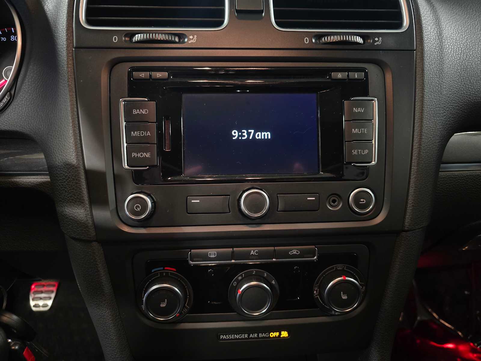 Thumbnail: 2012 Volkswagen Golf - 13