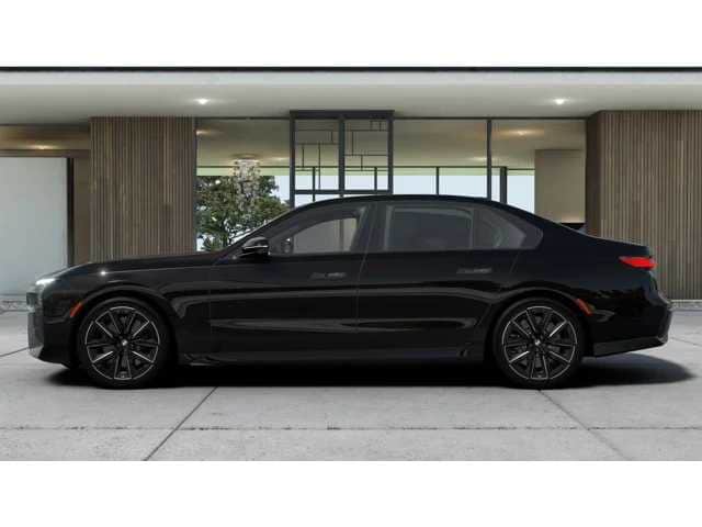 Thumbnail: 2026 BMW 7 Series - 4