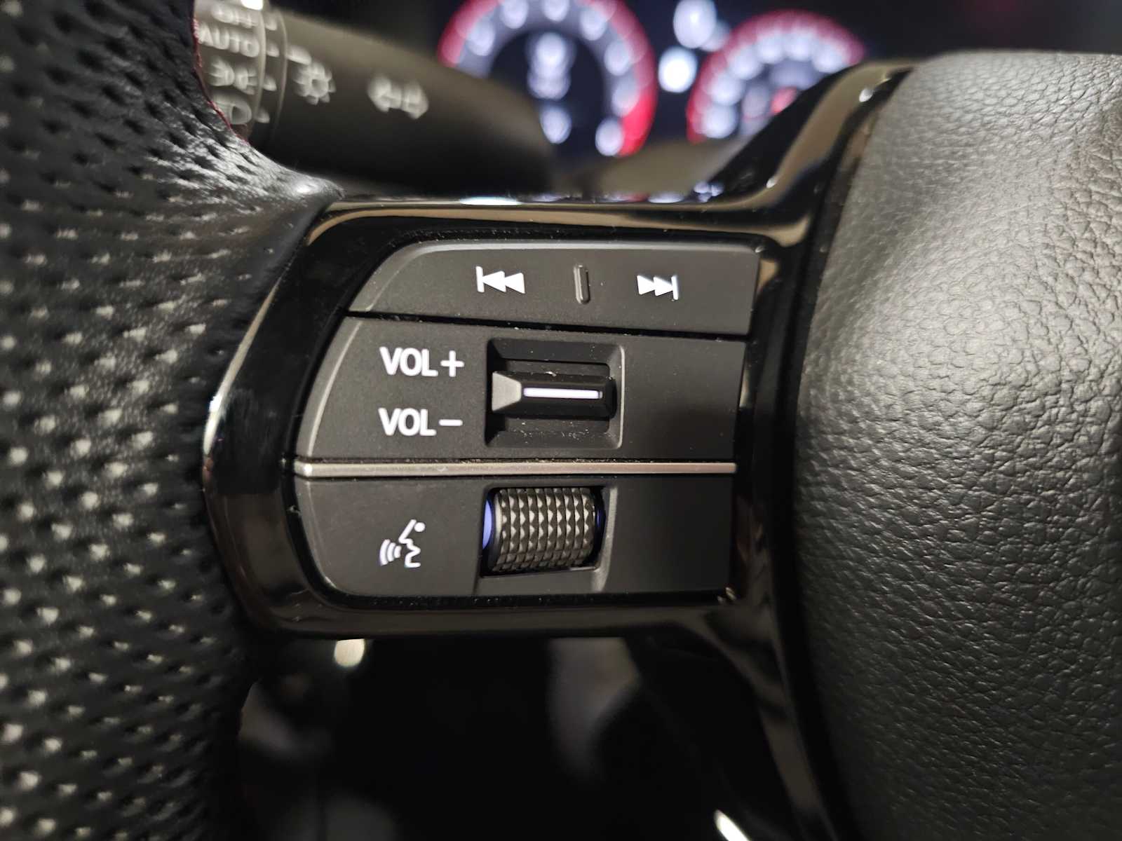 Thumbnail: 2025 Acura Integra - 22