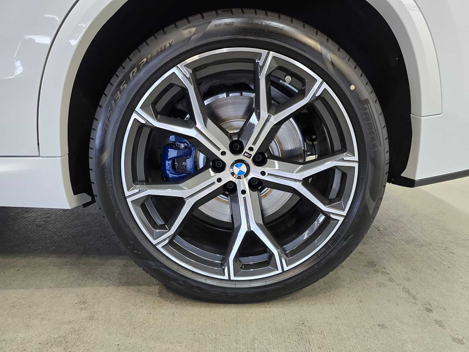 Thumbnail: 2026 BMW X5 - 8