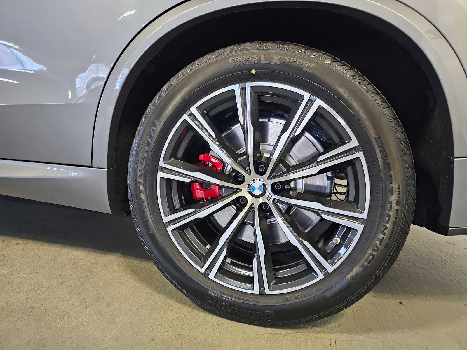 Thumbnail: 2026 BMW X5 - 8