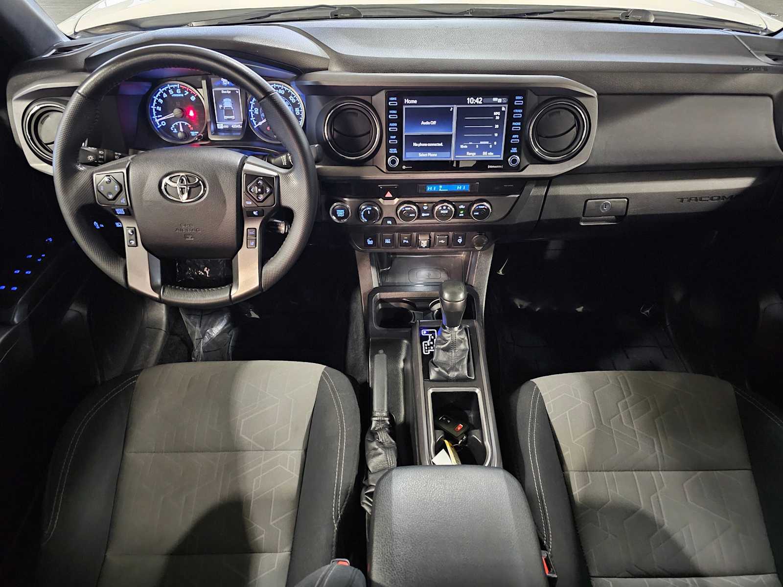 Thumbnail: 2021 Toyota Tacoma - 10