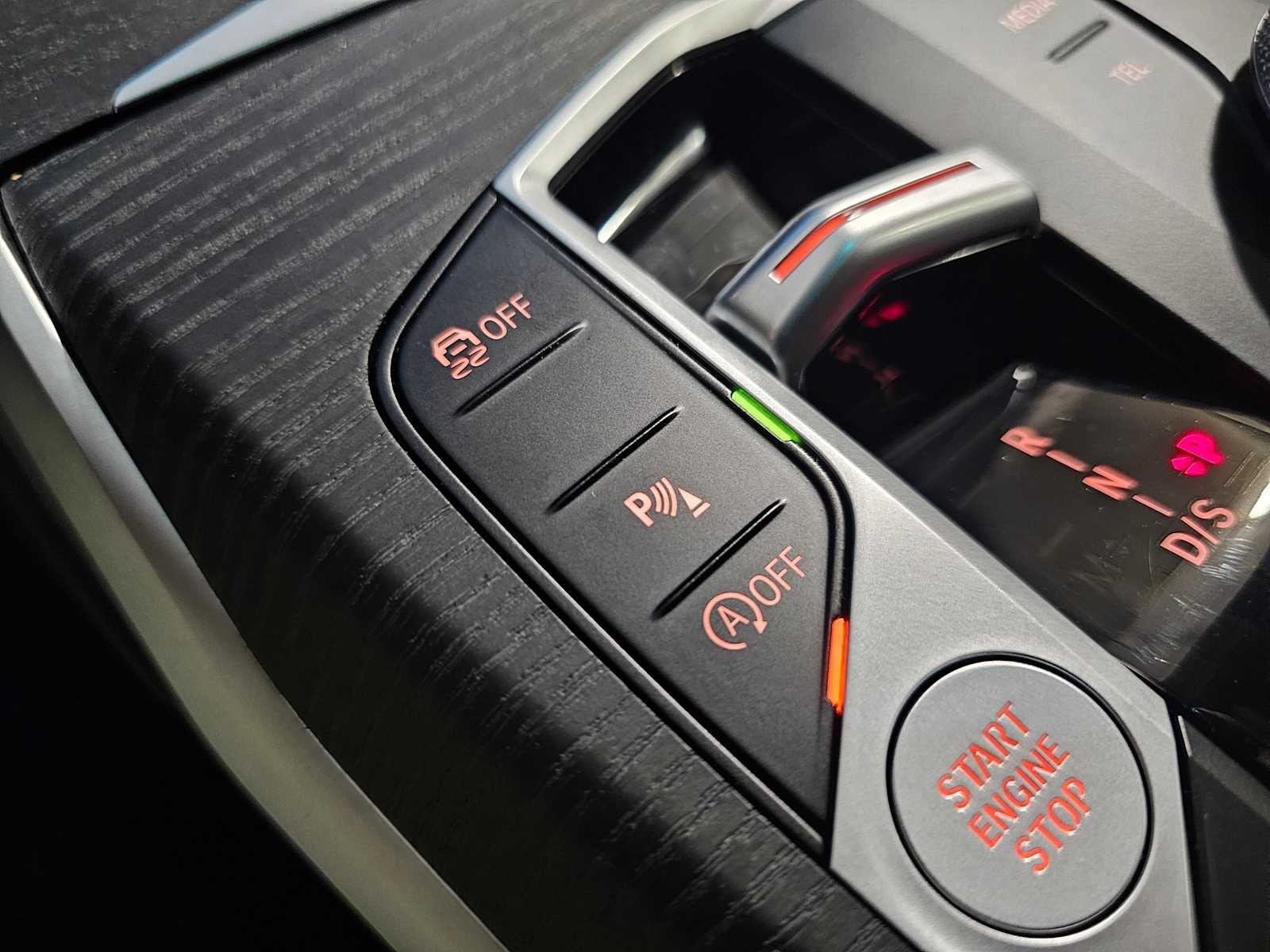 Thumbnail: 2025 BMW 3 Series - 27