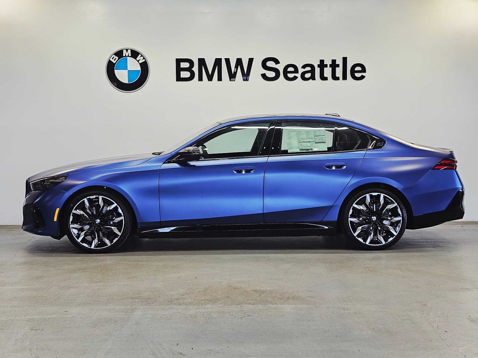 Thumbnail: 2025 BMW i5 - 3