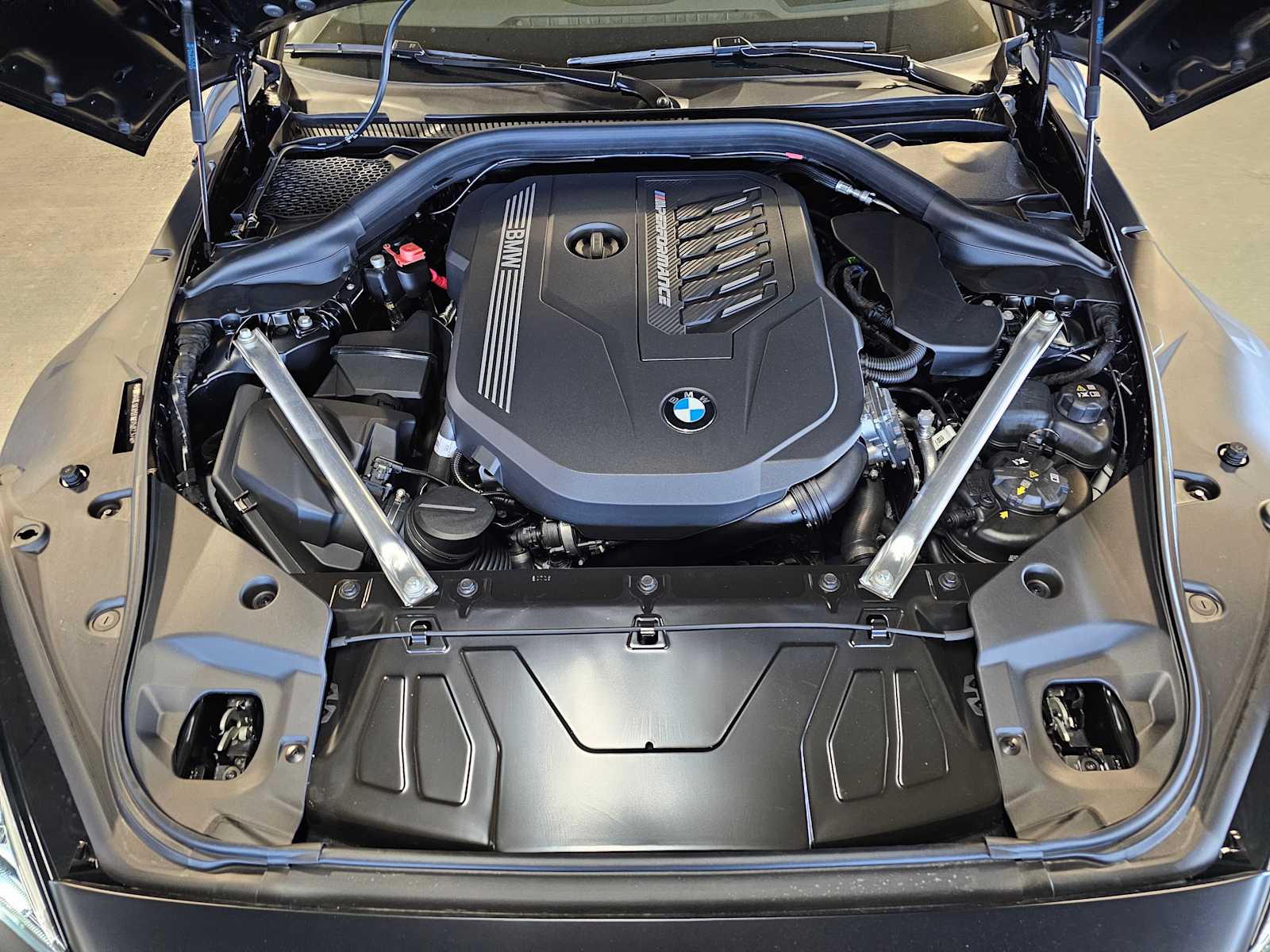 Thumbnail: 2026 BMW Z4 - 9