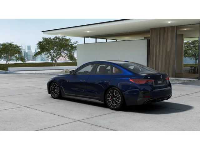 Thumbnail: 2026 BMW i4 - 2