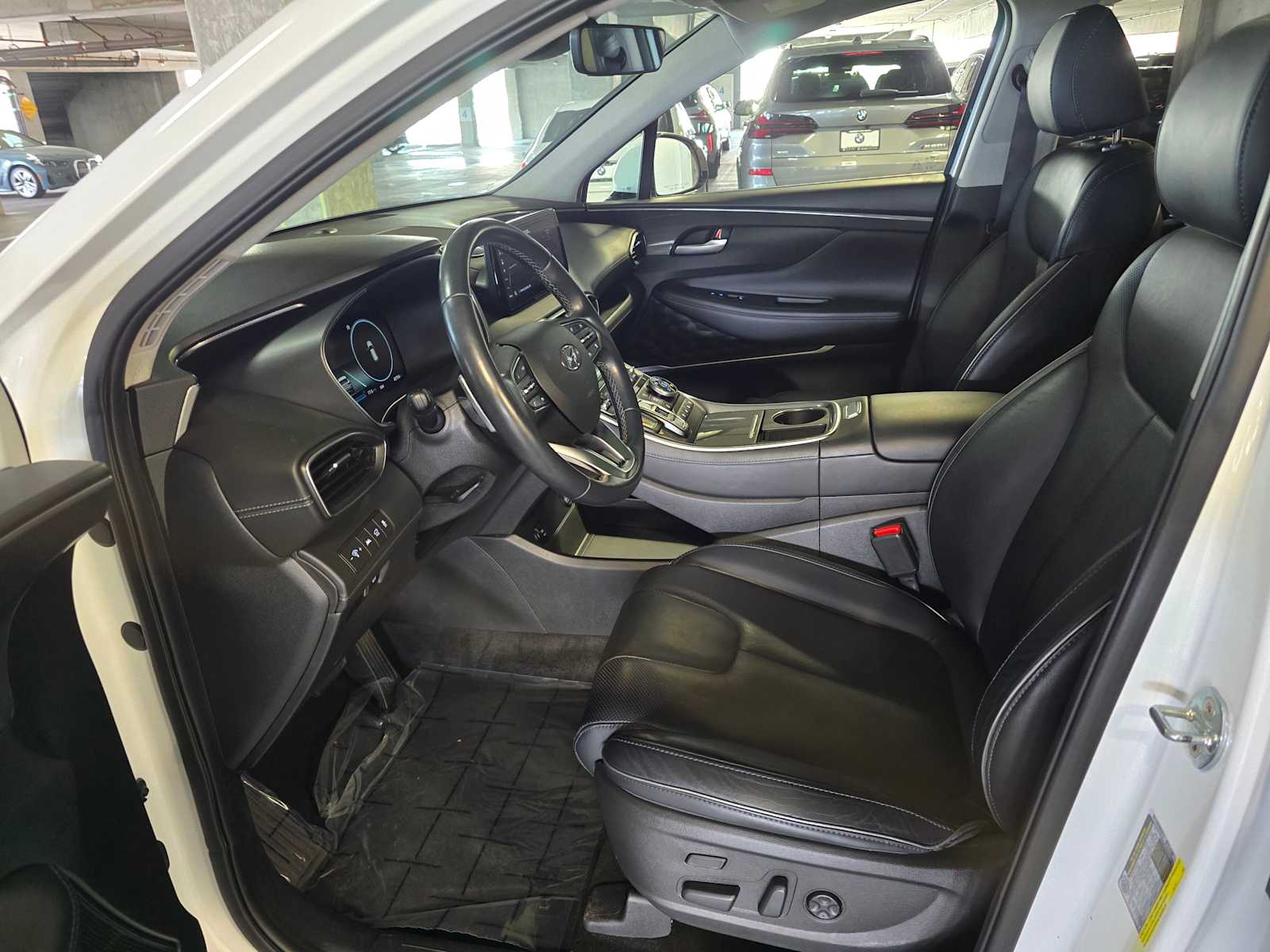 Thumbnail: 2022 Hyundai Santa Fe - 27