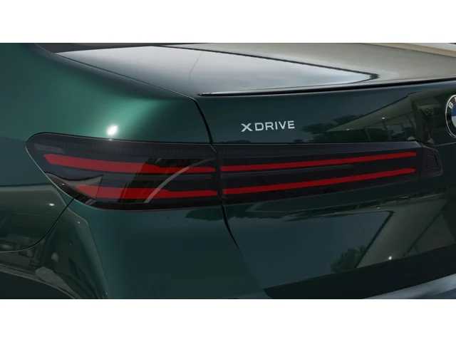 Thumbnail: 2027 BMW 7 Series - 8
