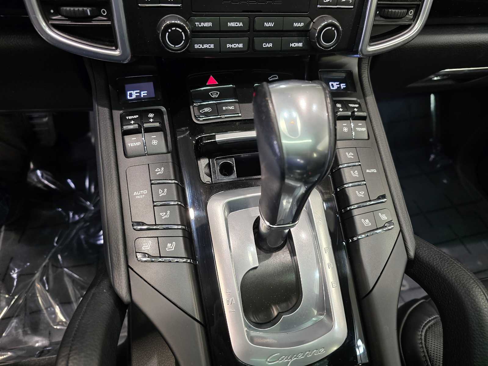 Thumbnail: 2017 Porsche Cayenne - 15