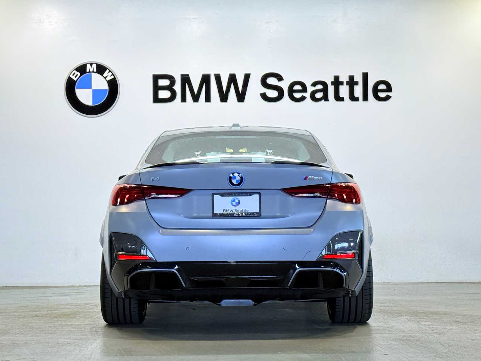 Thumbnail: 2025 BMW i4 - 5