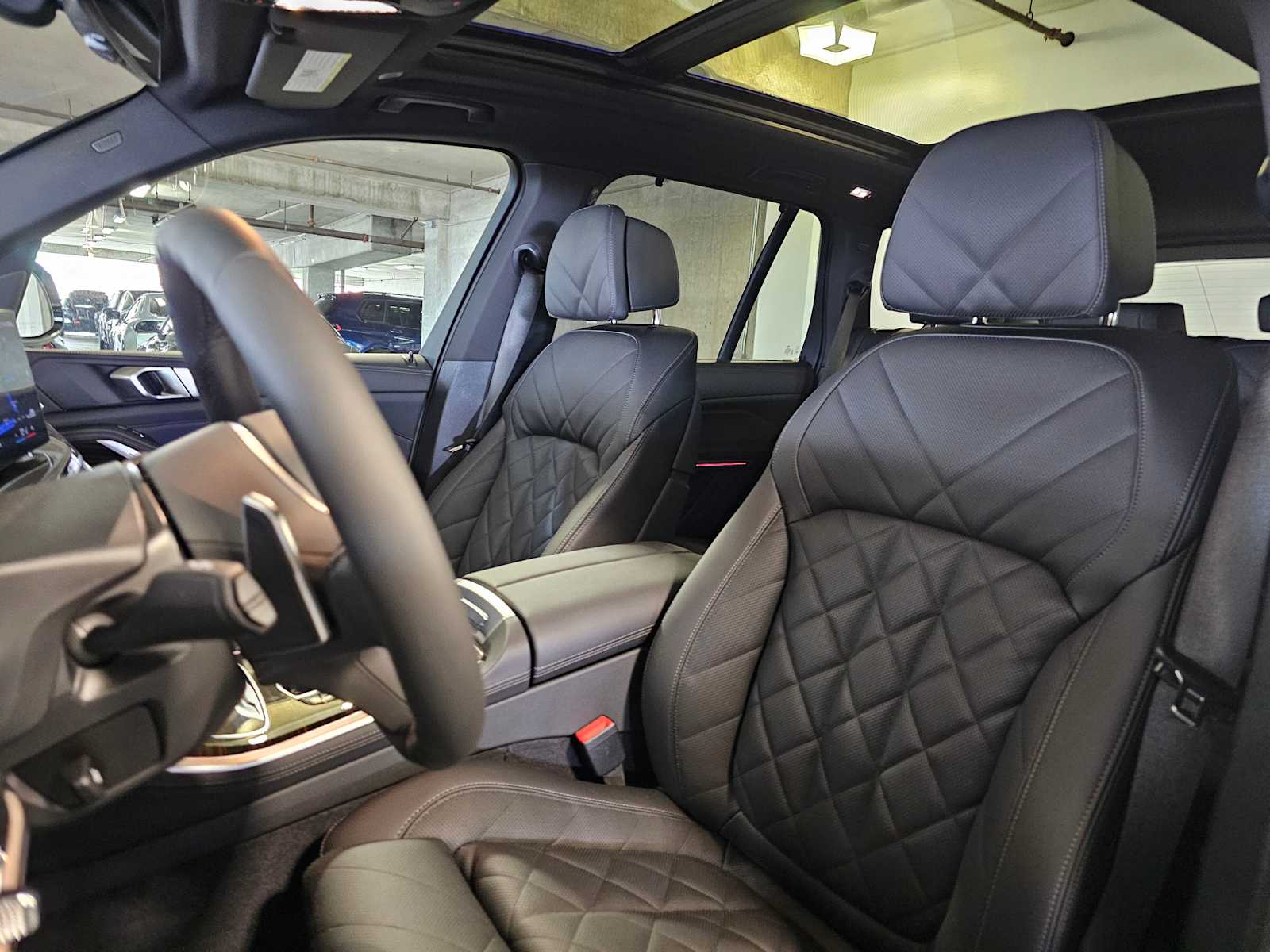 Thumbnail: 2026 BMW X5 - 25